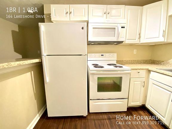 2nd image of 164 Lakeshore Dr APT 5