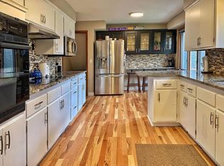 6233 Parnell Ave, Edina, MN 55424