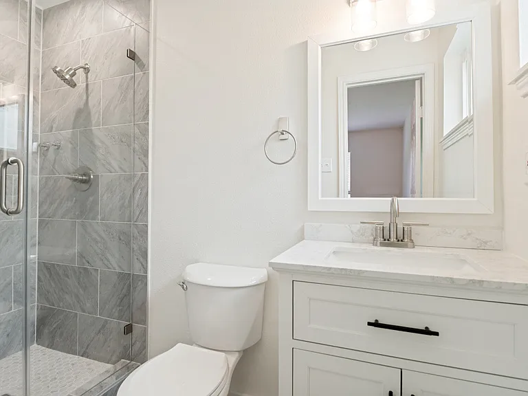 109 Sunset Dr — Photo 8