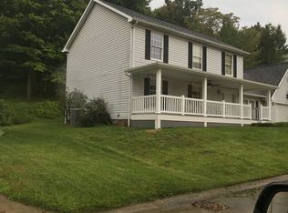 16 Brighton Dr, Huntington, WV 25705