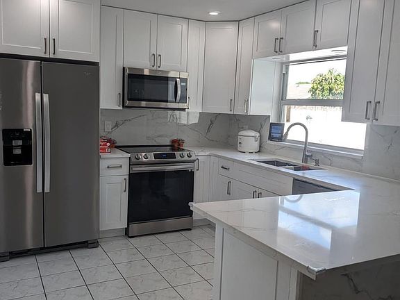 2nd image of 8201 SW 12th Court