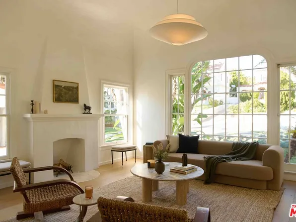3234 Lowry Rd, Los Angeles, CA 90027