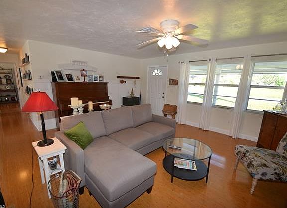 5th image of 15773 Missouri St