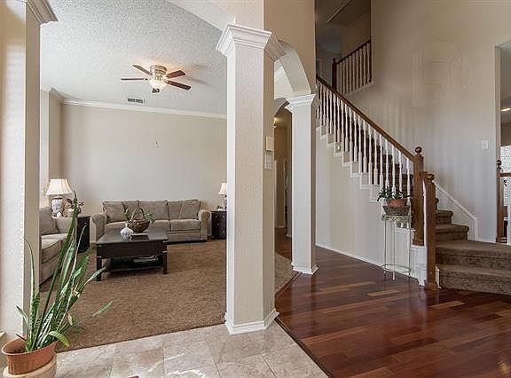 4th image of 2614 Saint Michelle Ln