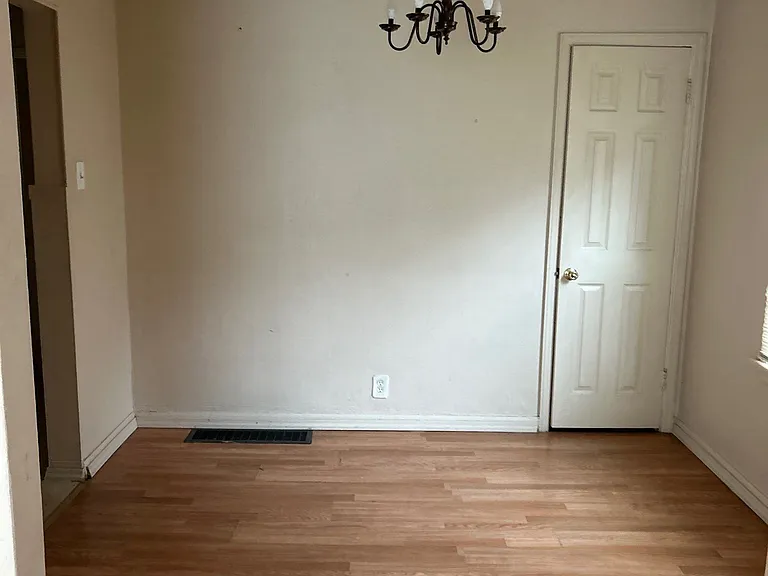 9749 Lilly Jean Dr — Photo 6