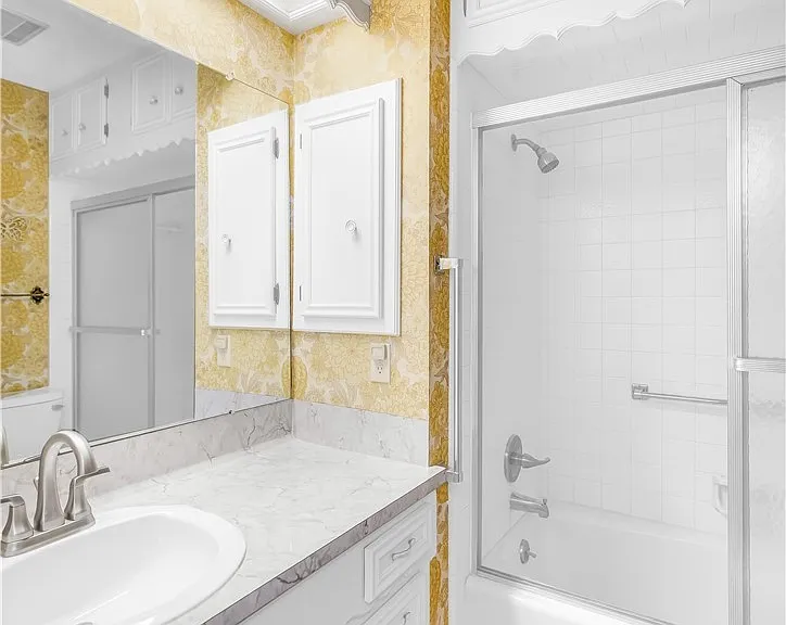 608 Rosewood Dr — Photo 13