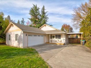 3015 E McAndrews Rd, Medford, OR 97504