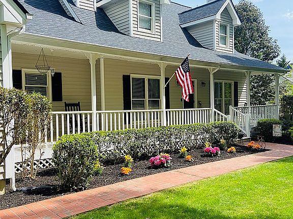 2nd image of 5829 Sweetbottom Ln