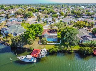701 Spanish Main Dr, Apollo Beach, FL 33572