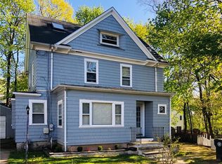 15 Bracken St, Cranston, RI 02920
