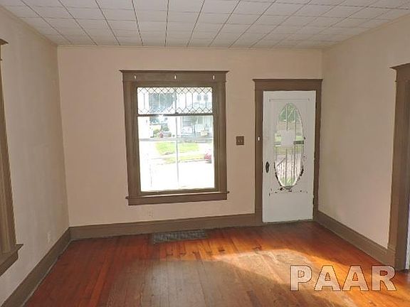 5th image of 615 Dean Ct