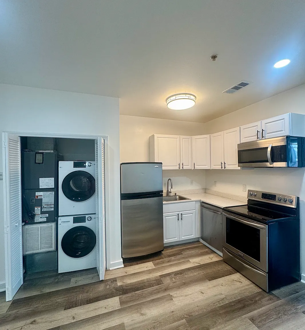 1 bed, 650 sqft, $1,200 — Photo 4