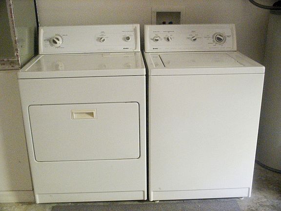 Washer & Dryer Included