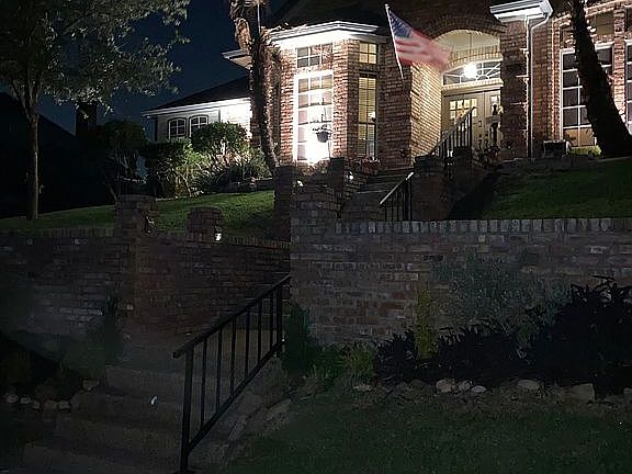 5th image of 206 W Boydstun Ave