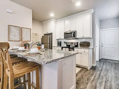 1265 E Main St — Photo 15