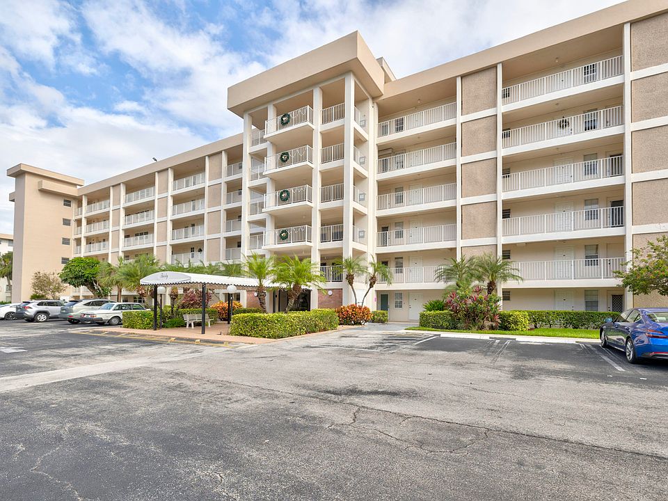 1st image of 2851 S Palm Aire Dr #5023531