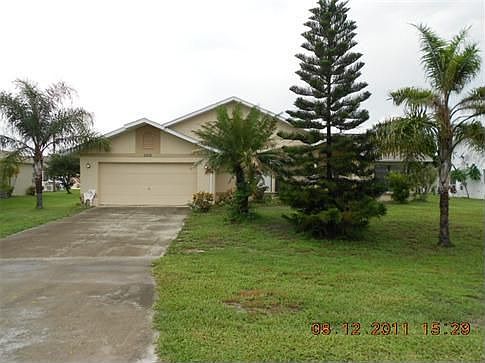 1st image of 2212 SE 19th Ave