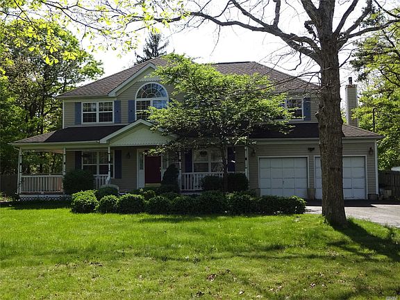 4th image of 52 Woodland Ave
