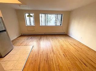 63 Cooper St #2C, New York, NY 10034