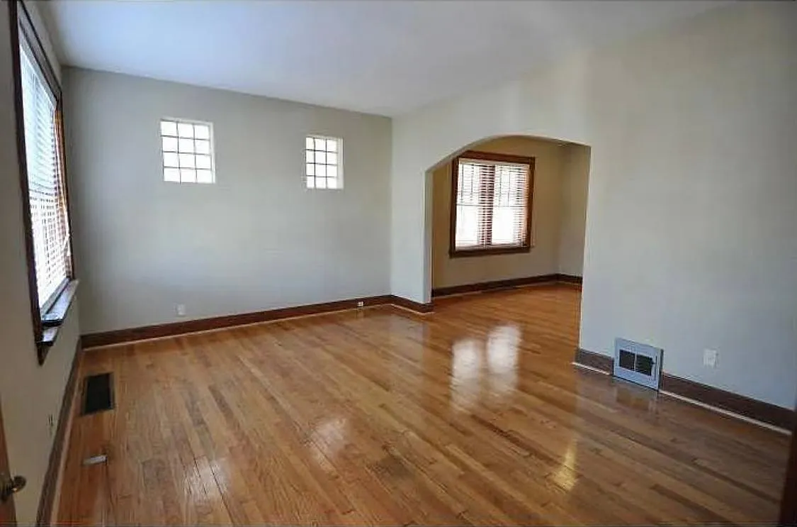 2 bed, 1200 sqft, $1,400 — Photo 1