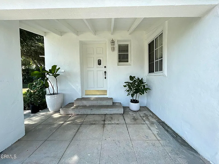 4622 La Canada Blvd — Photo 3