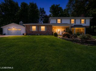 2719 W Schellridge Rd, Jefferson City, MO 65109