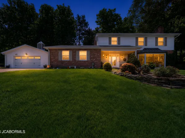 2719 W Schellridge Rd, Jefferson City, MO 65109