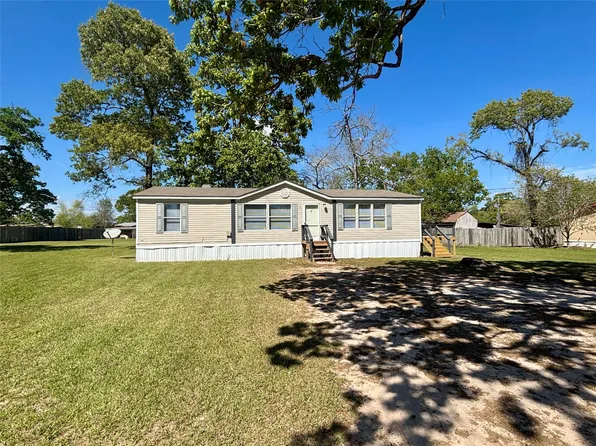 11739 E Old Oak Trl, Willis, TX 77378