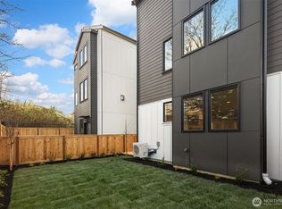 7122 44th Ave S, Seattle, WA