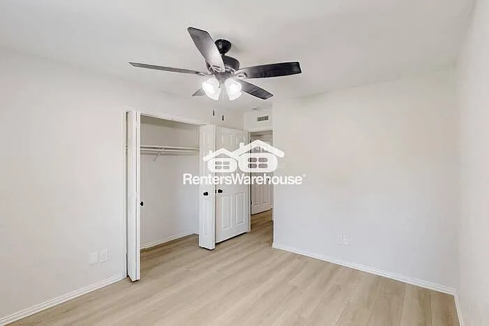 6407 Green Oaks Dr — Photo 25