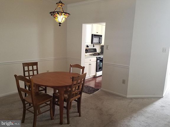 3rd image of 9 Kennedy Dr