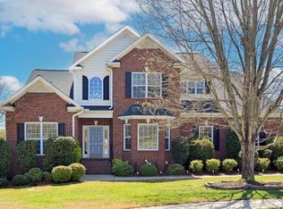 9 Calmwater Ct, Greer, SC 29650