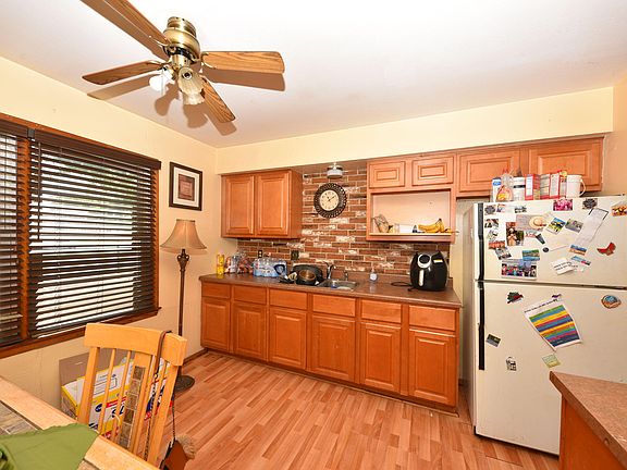 5th image of 6403 N 89th St #6405