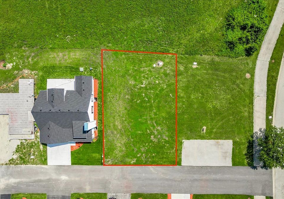 1st image of 2076 Waters Edge Dr