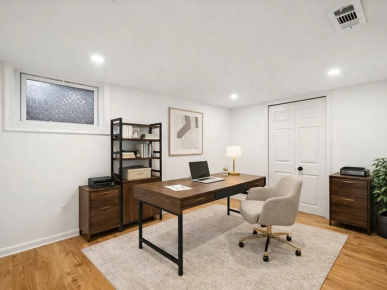 6347 Chimney Wood Ct — Photo 9