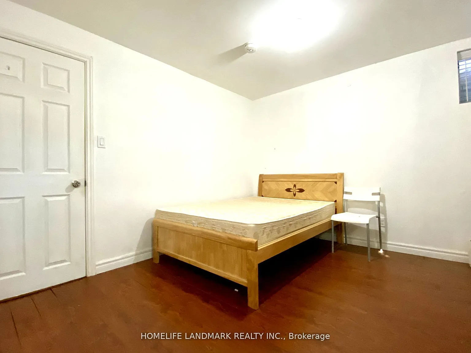 1 bed, $1,000 — Photo 4