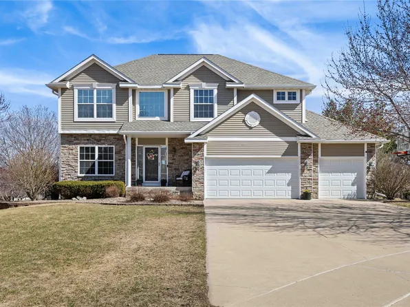 6325 Wilcot Ct, Johnston, IA 50131
