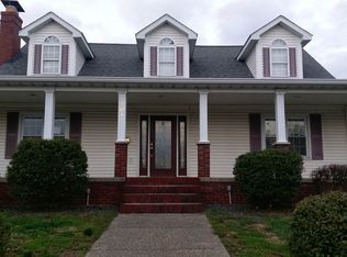 201 Queen St, Loogootee, IN 47553