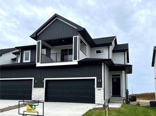 203 NE Country Meadow Ln, Ankeny, IA 50021