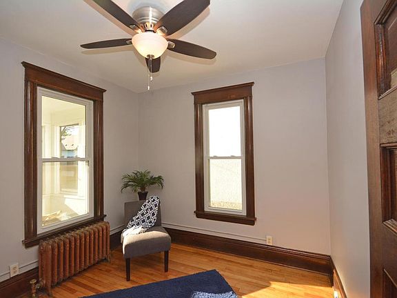 5th image of 2515 4th St N #E