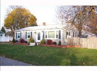 34 Elmdale Ave, Warwick, RI 02889