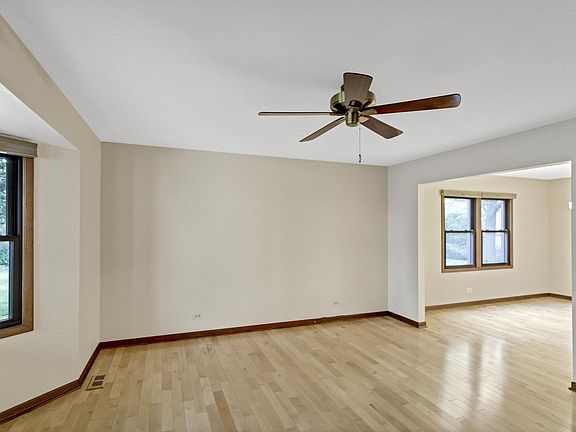 3rd image of 1793 Dogwood Ct