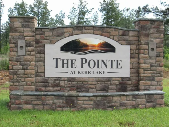 143 Shoreline Dr, Manson, NC 27553