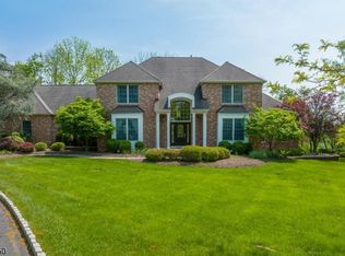4 Nicholas Ct, Somerville, NJ 08876