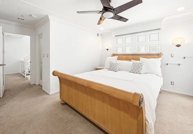 440 Marine Pl — Photo 13