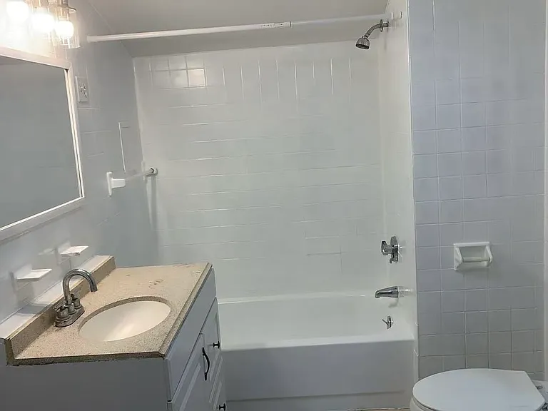 53-55 Judson St #3 — Photo 2