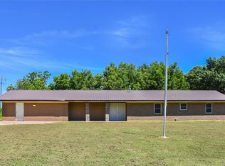 926 Pruitt Rd, Ada, OK 74820