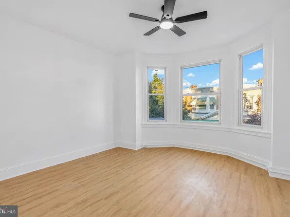 1332 N Alden St, Philadelphia, PA 19131
