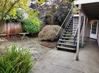 921 NW 52nd St #H, Seattle, WA 98107