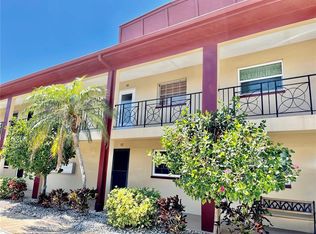 10351 Regal Dr APT 25, Largo, FL 33774